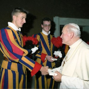 5 Leadership Lessons Pope John Paul II Taught A Young Swiss Guard