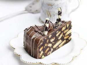 ht_Chocolate_biscuit_cake_kb_141203_4x3t_384